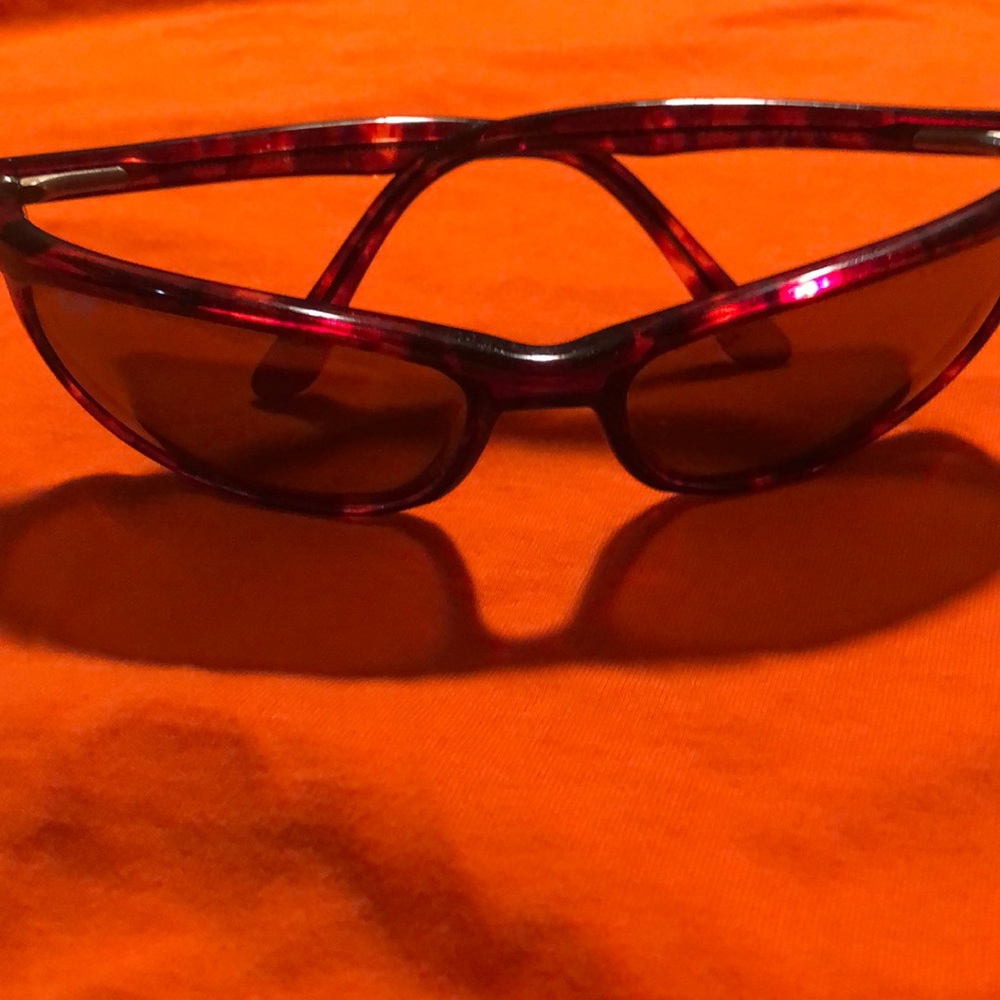 Maui Jim sunglasses 🕶️